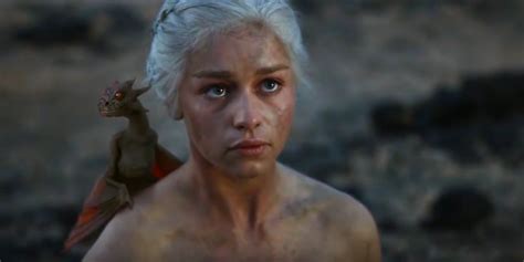 daenerys targaryen naked|Every Game of Thrones Nude Scene, Ranked by Whether。